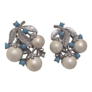 Sarah Coventry Clip On Earrings Faux‎ Pearl Blue Bead Vintage Costume Jewelry